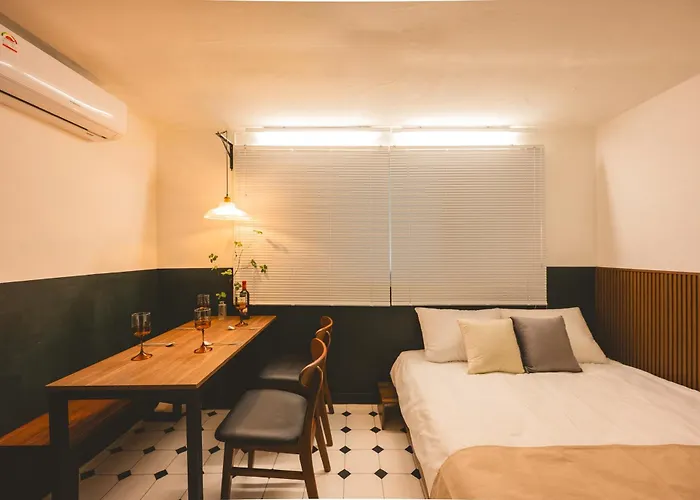 Apartment Emerald Retreat, Cheonho Near Olympic Park, 4 Min Walk From The Subway Station *