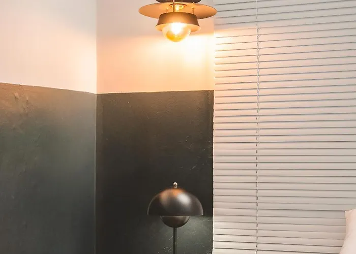Emerald Retreat, Cheonho Near Olympic Park, 4 Min Walk From The Subway Station Seoul